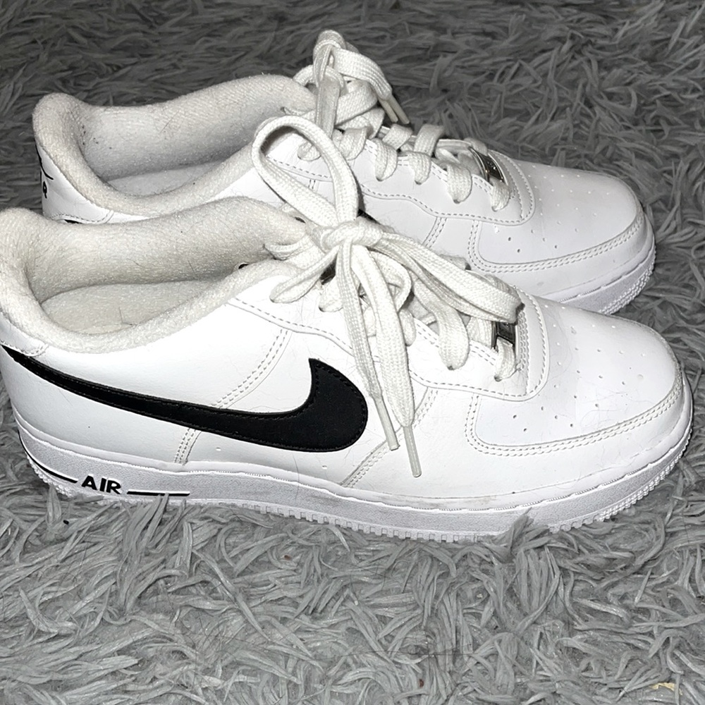 Nike Airforces (Black & White)